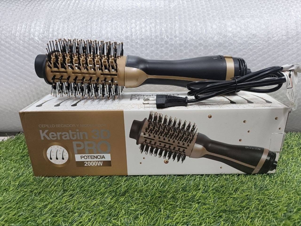 Keratin 3D Pro 2000W Hot Air Brush (With Free Heat Protector Spray)